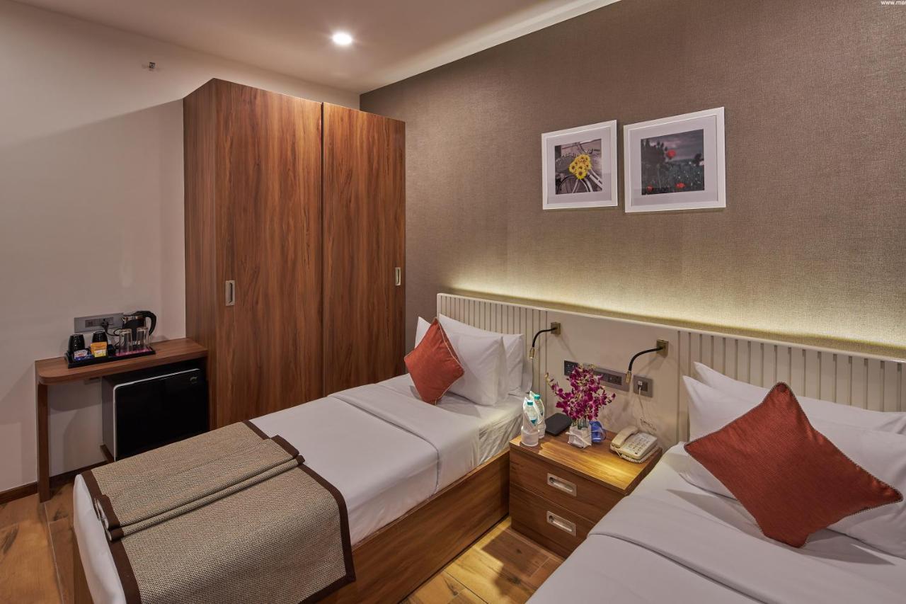Regenta Inn Grand-Orr, Mahadevapura บังกาลอร์ ภายนอก รูปภาพ